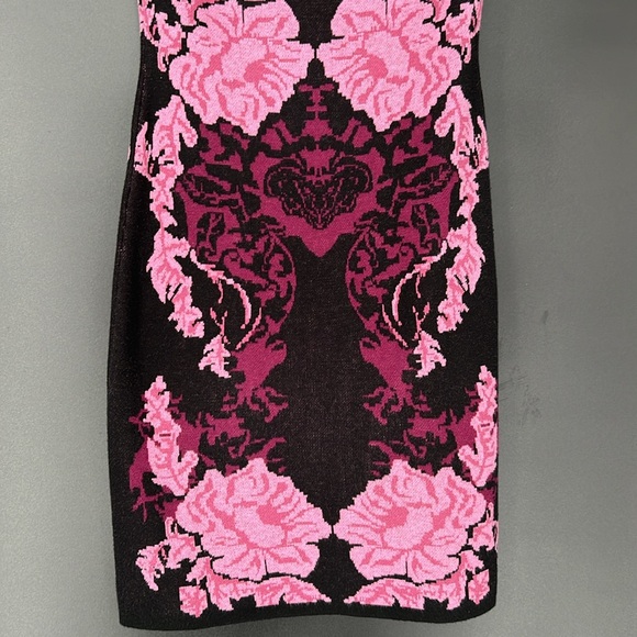 ANN TAYLOR PETITE SWEATER DRESS - Picture 6 of 9